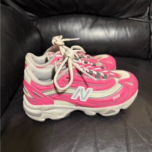 New Balance Vibrant Pink and Gray Athletic Shoes